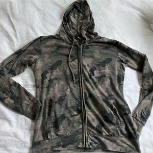 Camo burnout lightweight hoodie